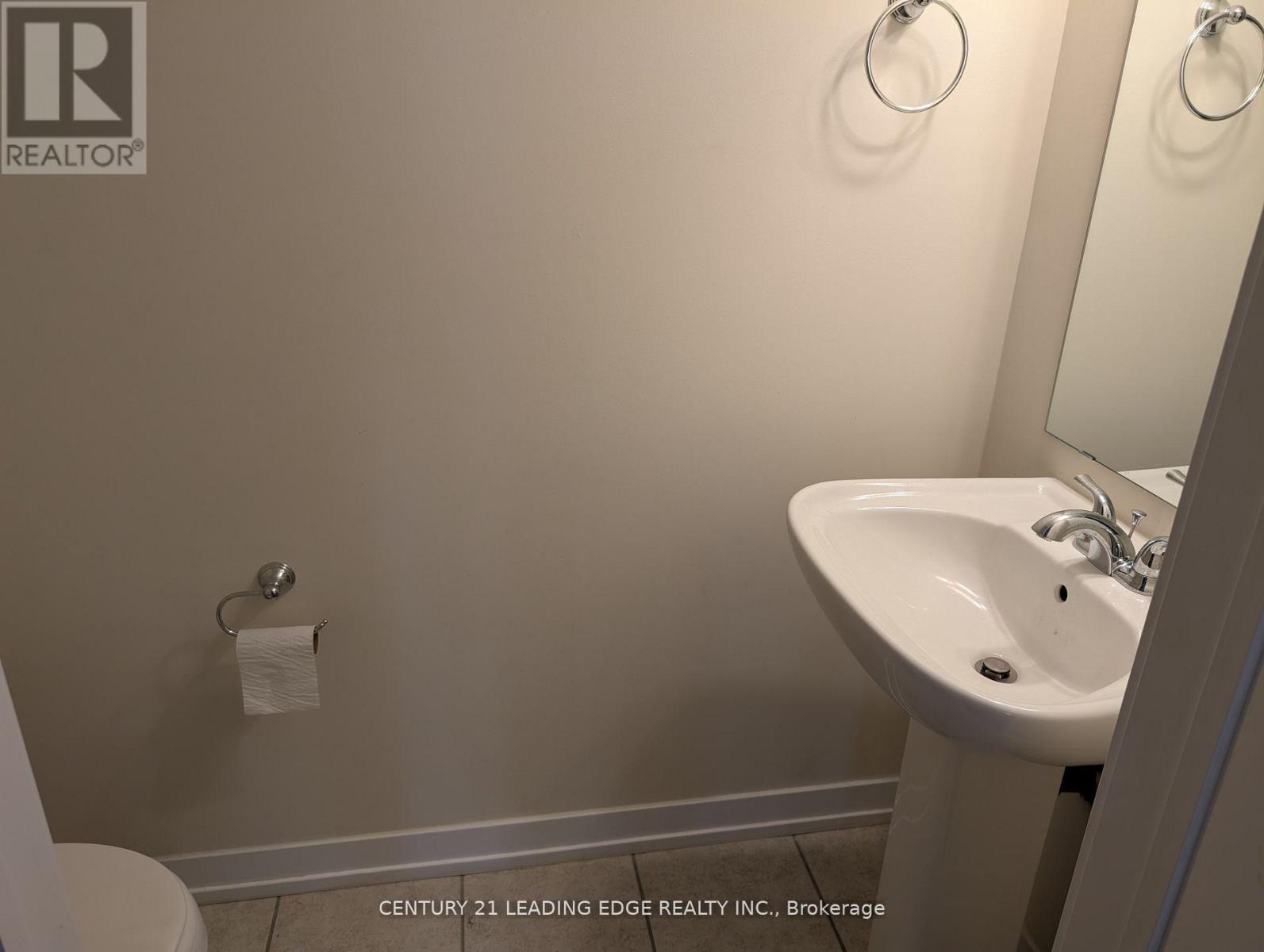 #223 2355 SHEPPARD AVENUE W - 16