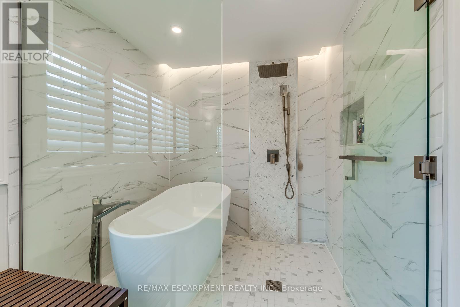 48 Forsythe Street, Oakville, ON photo 27