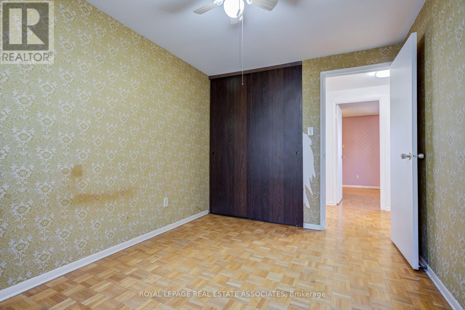 215 Mississauga Valley Boulevard, Mississauga, ON photo 26