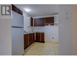 215 Mississauga Valley Boulevard, Mississauga, ON L5A3G2 Photo 10
