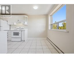 405 - 2411 New Street, Burlington, ON L7R1K2 Photo 13
