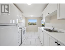 405 - 2411 New Street, Burlington, ON L7R1K2 Photo 17