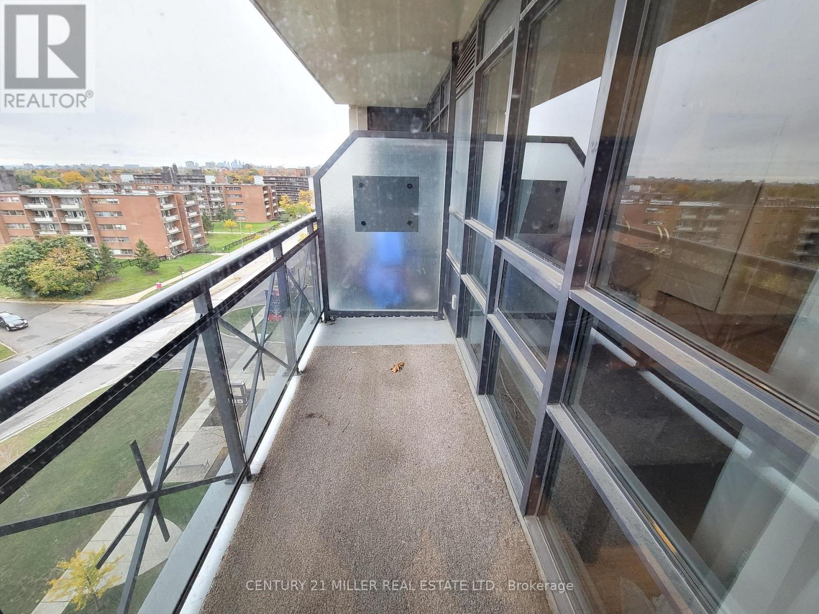 6 Eva Road — photo 30