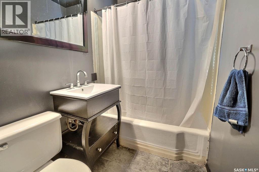 4816 8th AVENUE, Regina — photo 15