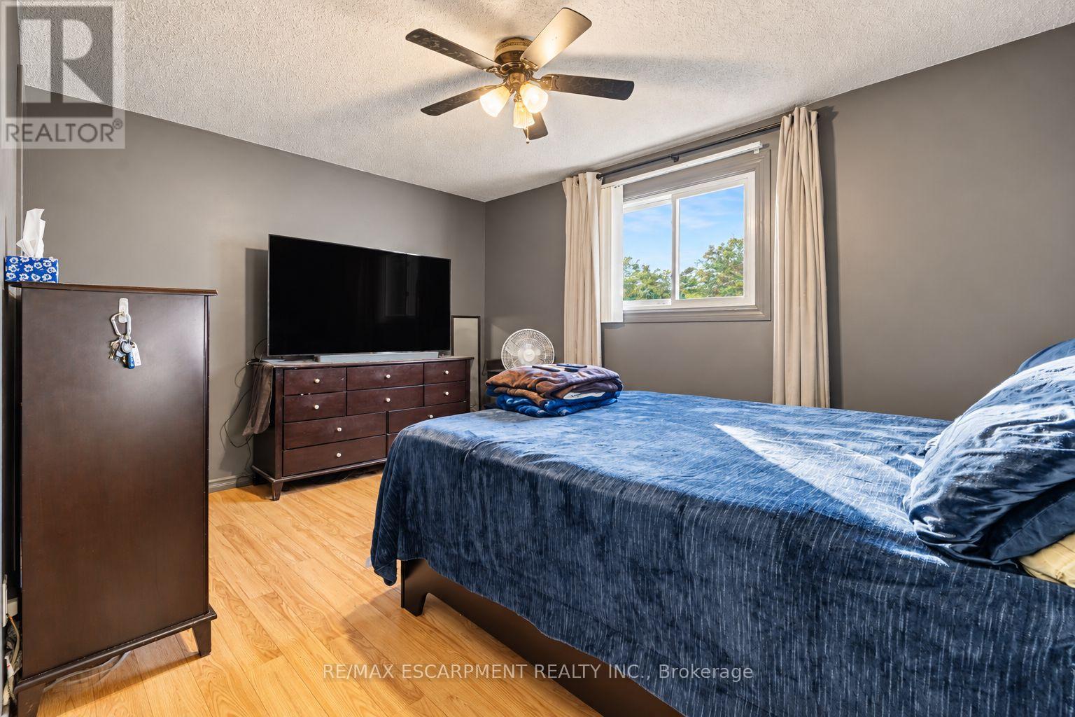 306 Templemead Drive, Hamilton, ON photo 15