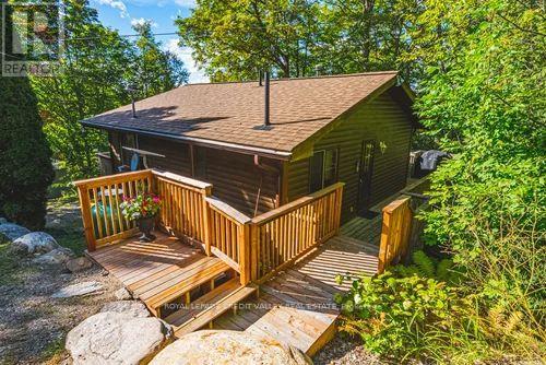 1064 Whiskey Jack Lane, Algonquin Highlands, ON photo 2