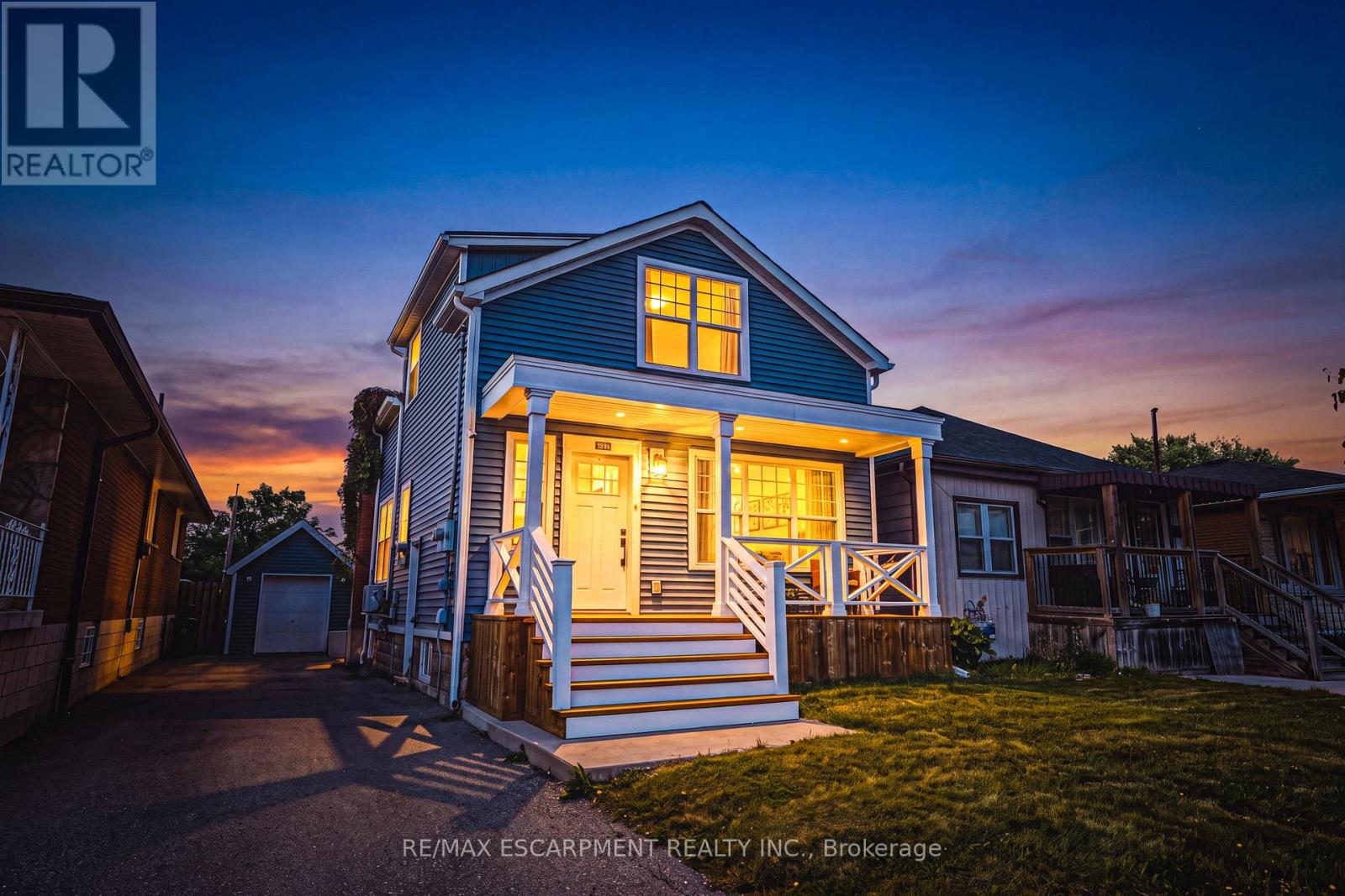 1231 Dunsmure Road, Hamilton, ON