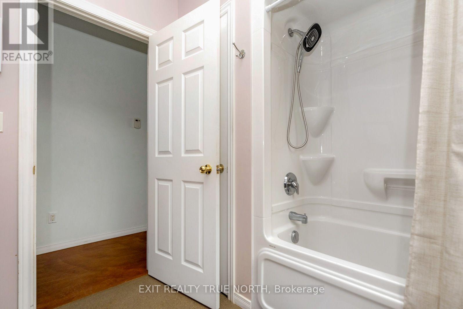 145489 16 SIDE ROAD - 25