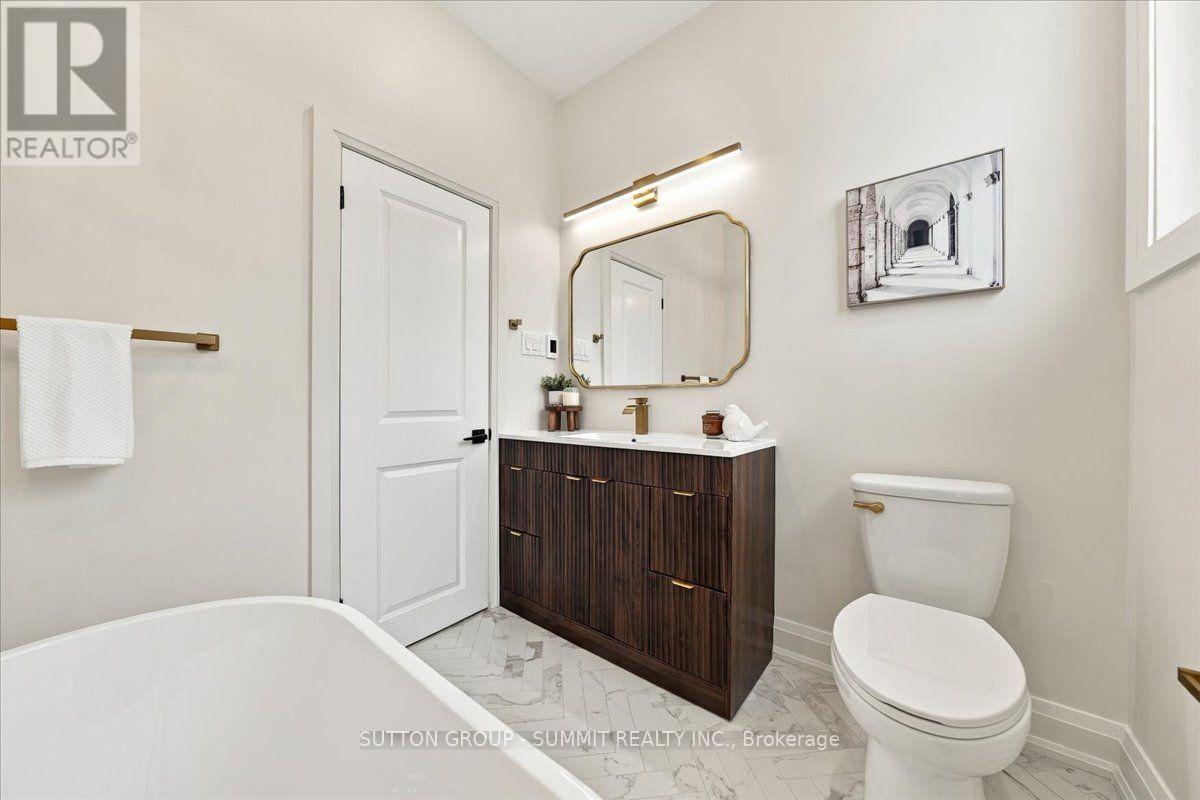 184 Torresdale Avenue — photo 22