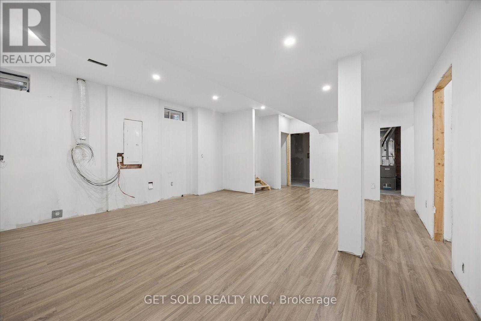 34 HUGGINS DRIVE - Image 36