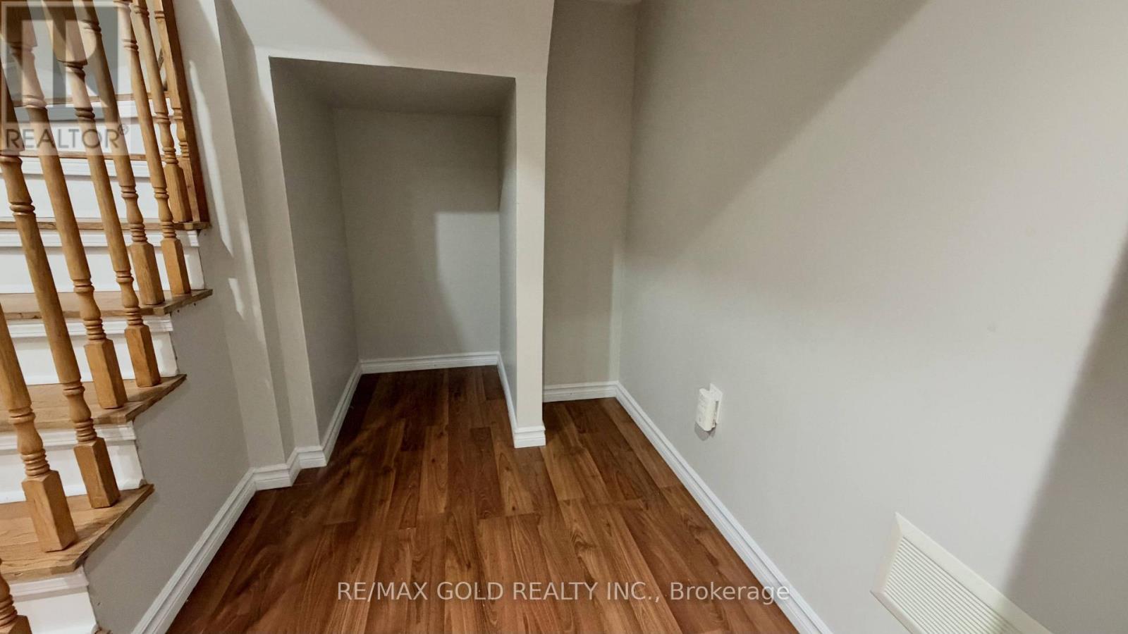 244 Brisdale Drive — photo 7