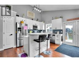 176 Sunset Heights, Crossfield, AB T0M0S0 Photo 9