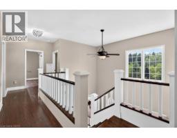 Great room - 110 Concession 11 Road E, Freelton, ON L8B1H8 Photo 17