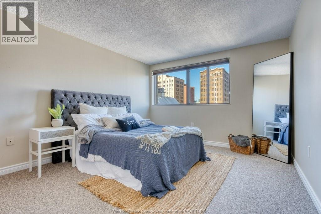 380 Pelissier Street — photo 18
