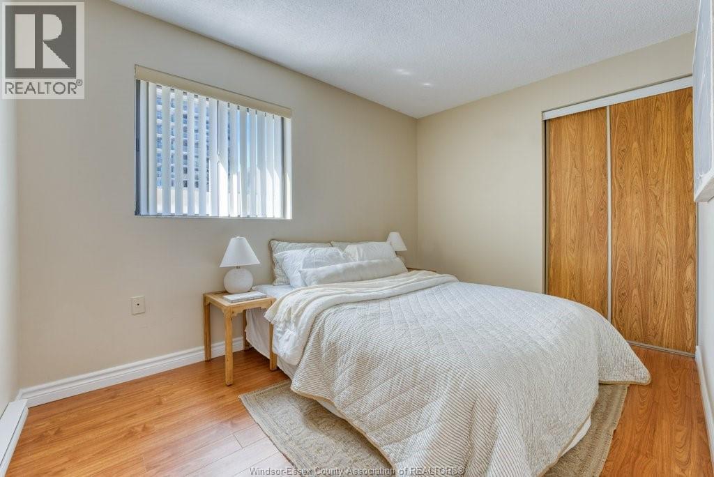 #405 380 PELISSIER STREET - 22