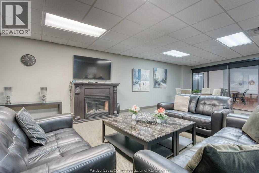 #405 380 PELISSIER STREET - Image 33