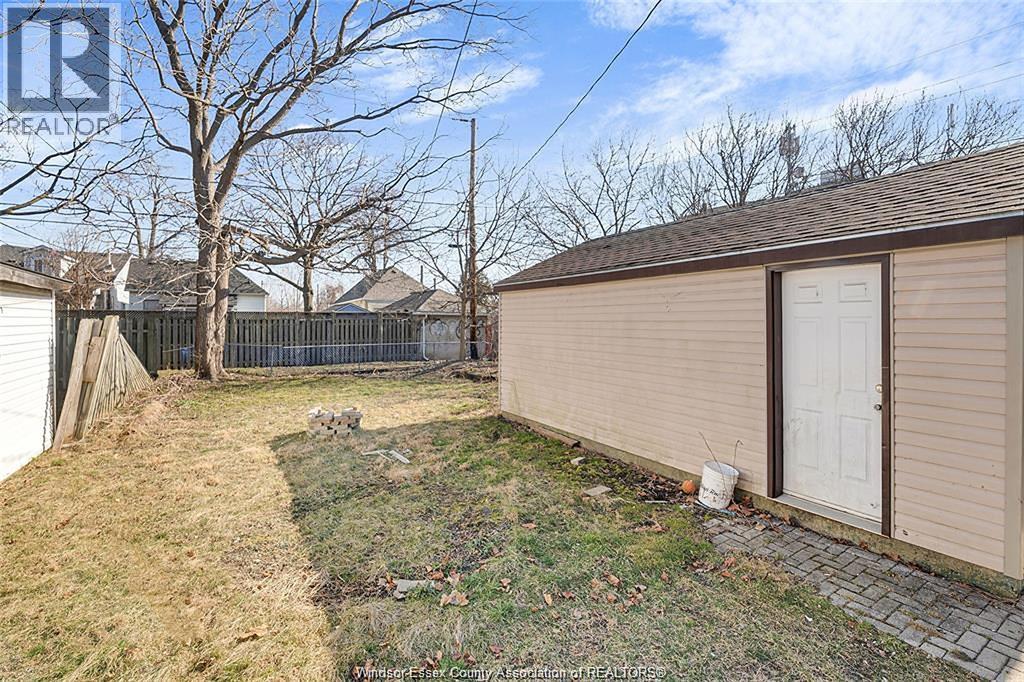 822 PARTINGTON AVENUE - 21