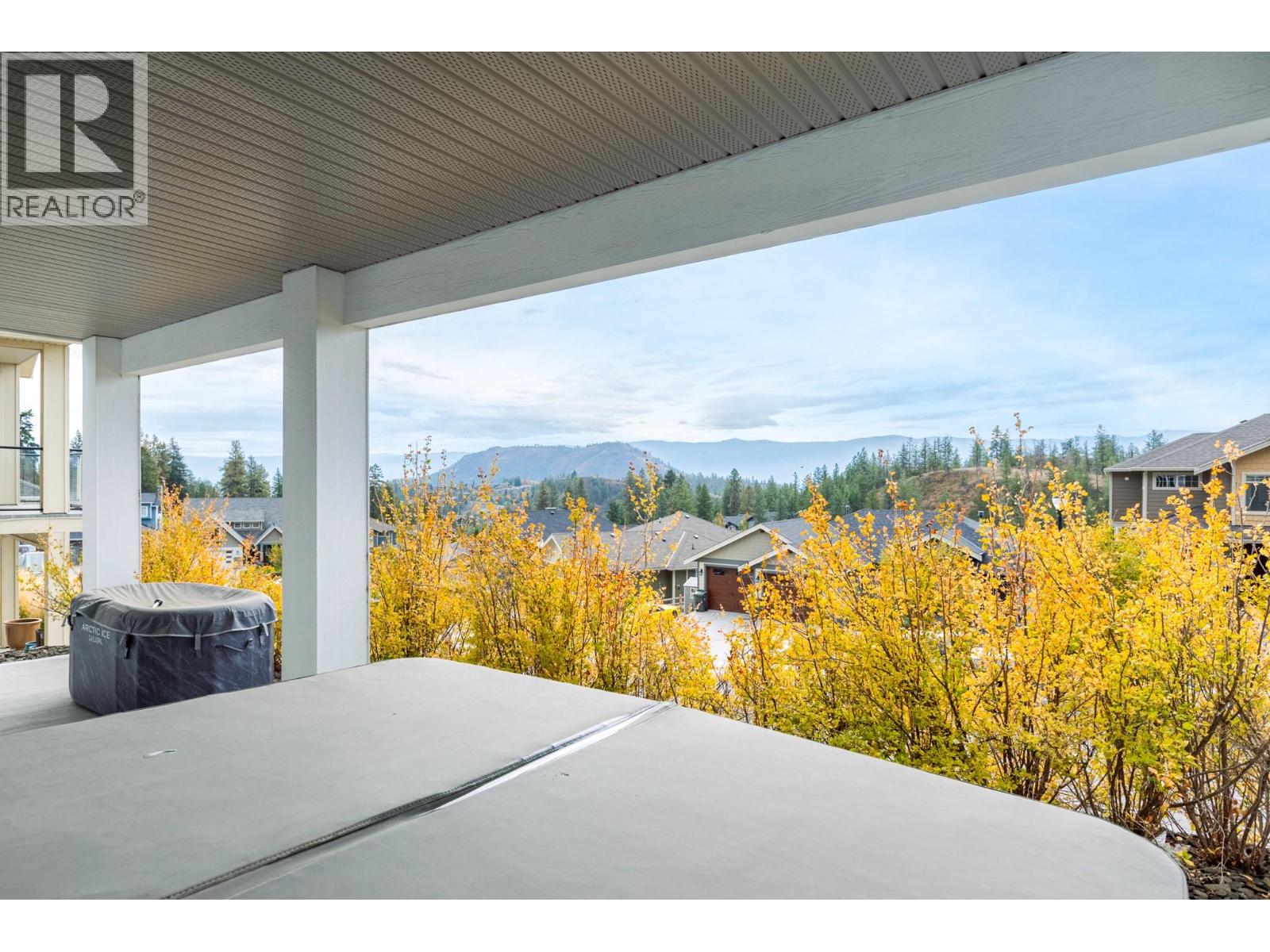 2420 Tallus Heights Drive, West Kelowna