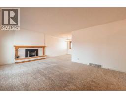 Family room - 4007 14a Street Sw, Calgary, AB T2T3Y3 Photo 10
