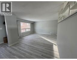 431 53 Avenue SW - photo 3