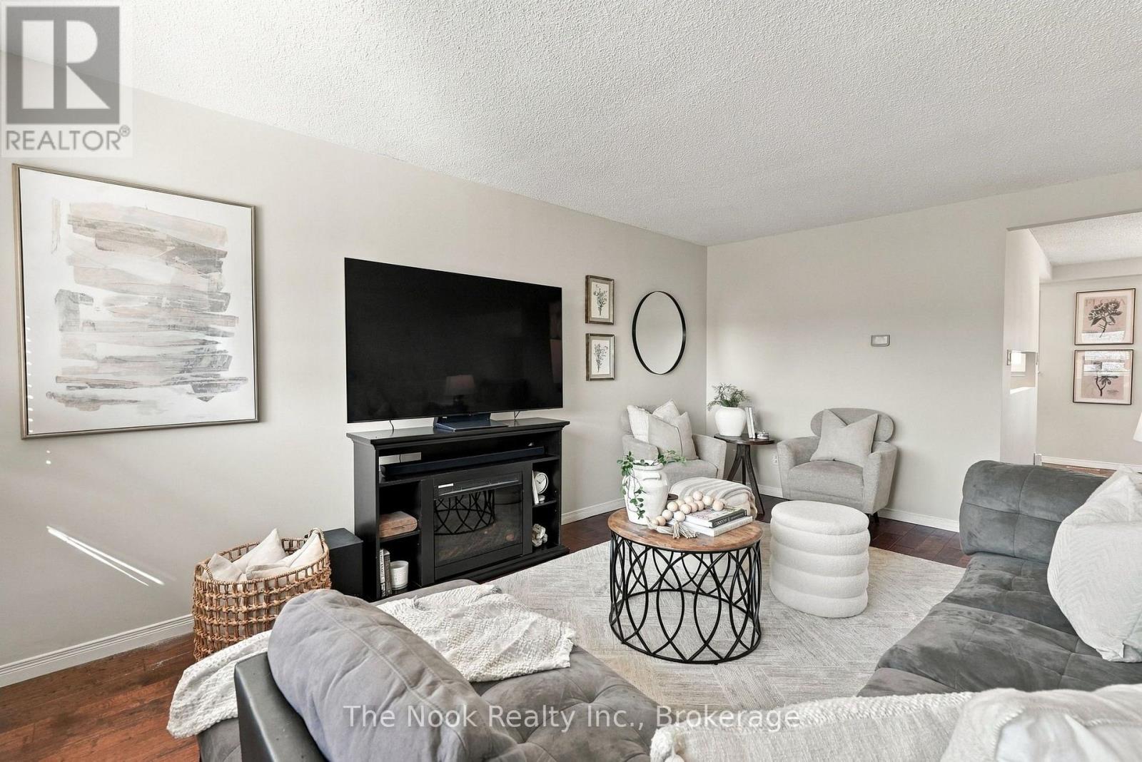 49- 966 Adelaide Avenue East, Oshawa, ON photo 7