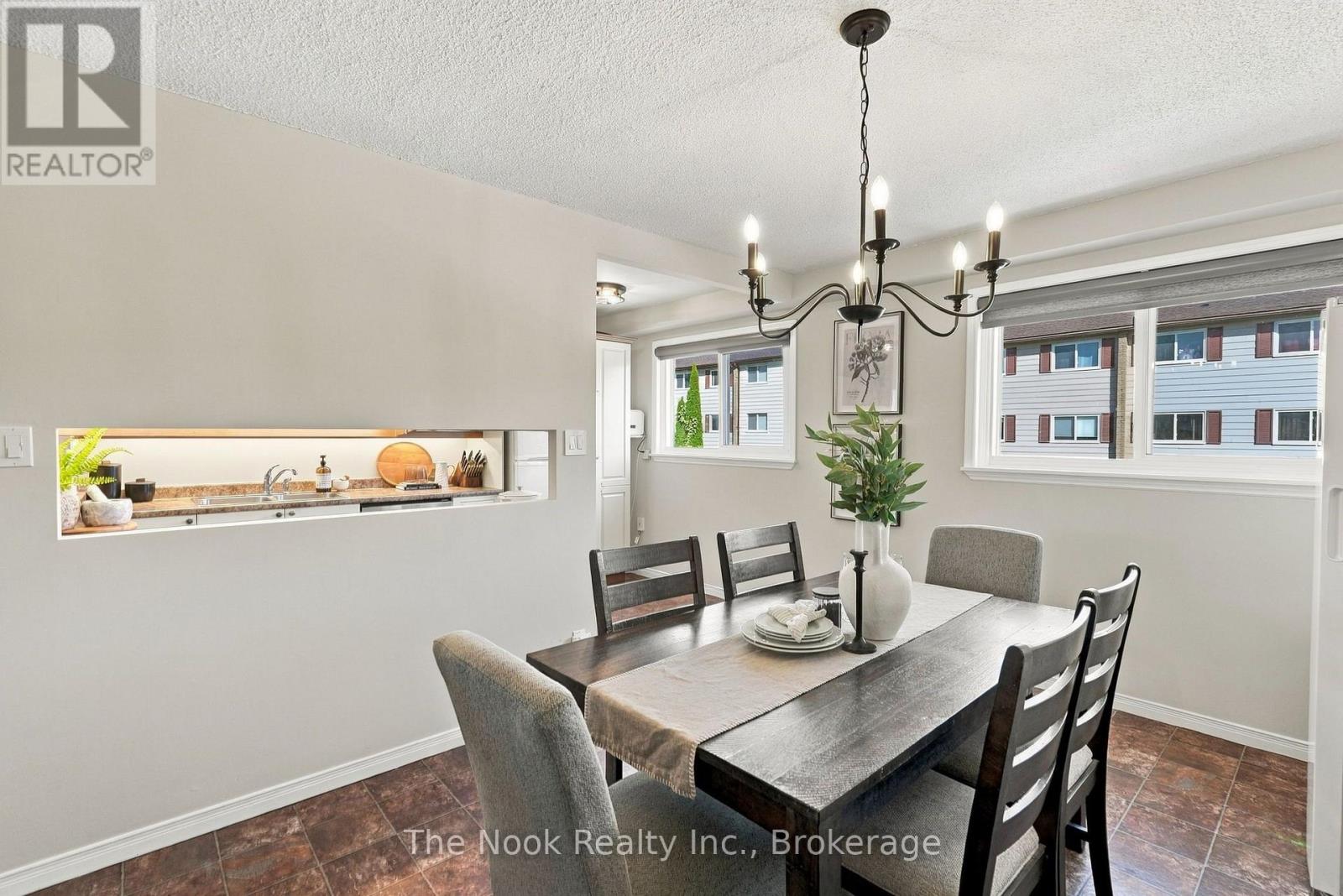 49- 966 Adelaide Avenue East, Oshawa, ON photo 9