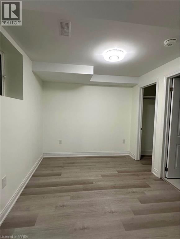 5 Munro Circle — photo 4