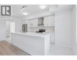 43 Lomond Lane, Kitchener, ON N2R0R4 Photo 10