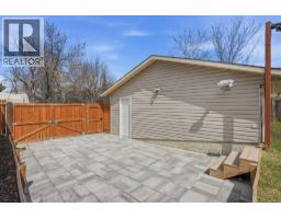 203 Shawglen Road SW - photo 5