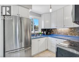 1708 Franklin Boulevard, Cambridge, ON N3C1P1 Photo 11