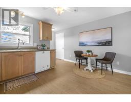 20 Spring Meadow Court thumbnail 17