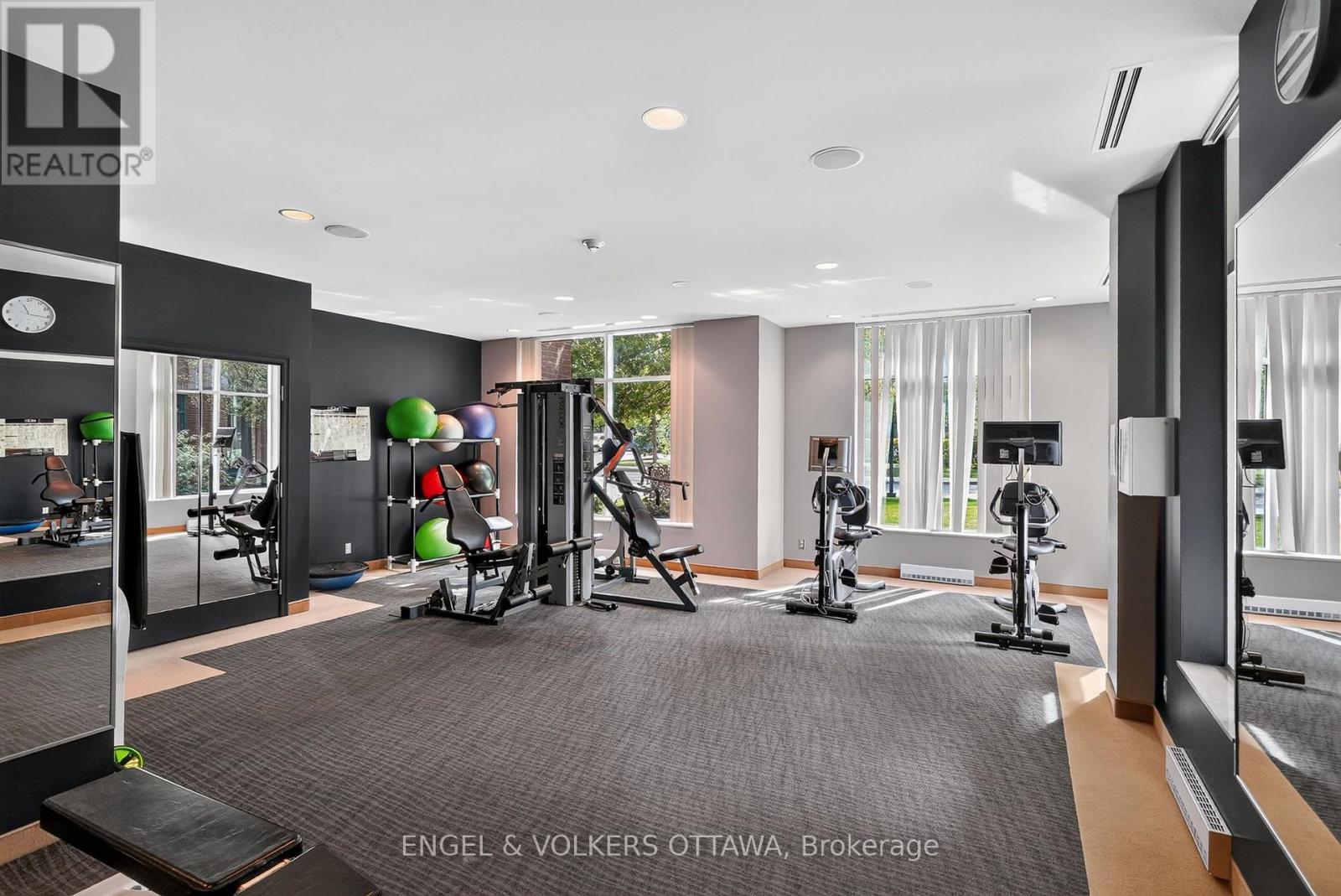 #1608 3580 RIVERGATE WAY - Image 25