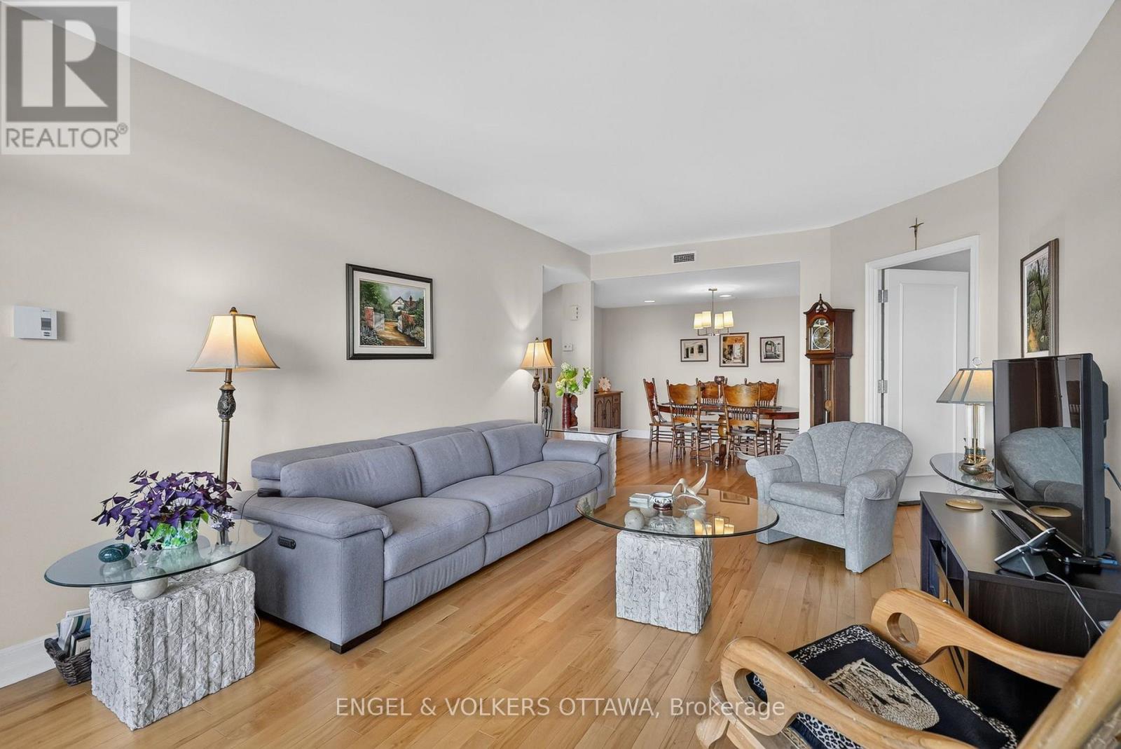 #1608 3580 RIVERGATE WAY - Image 6