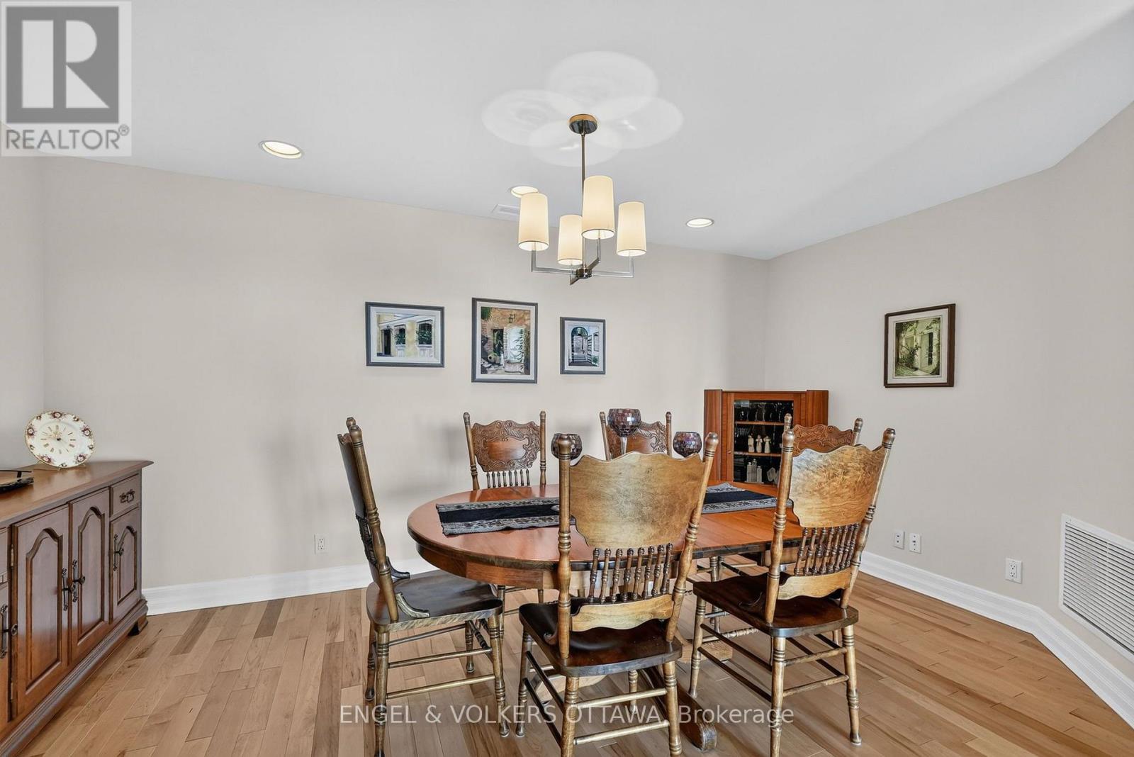 #1608 3580 RIVERGATE WAY - Image 8