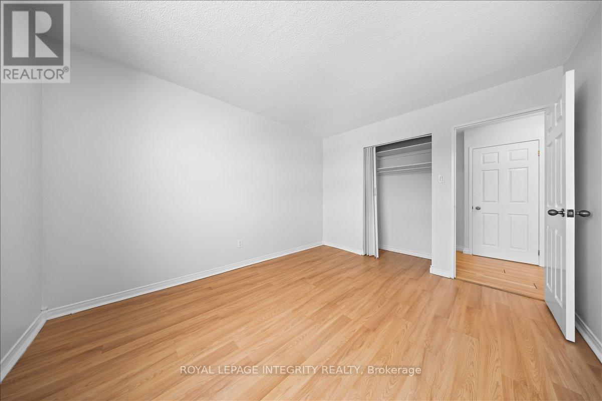 1190 Richmond Road — photo 13