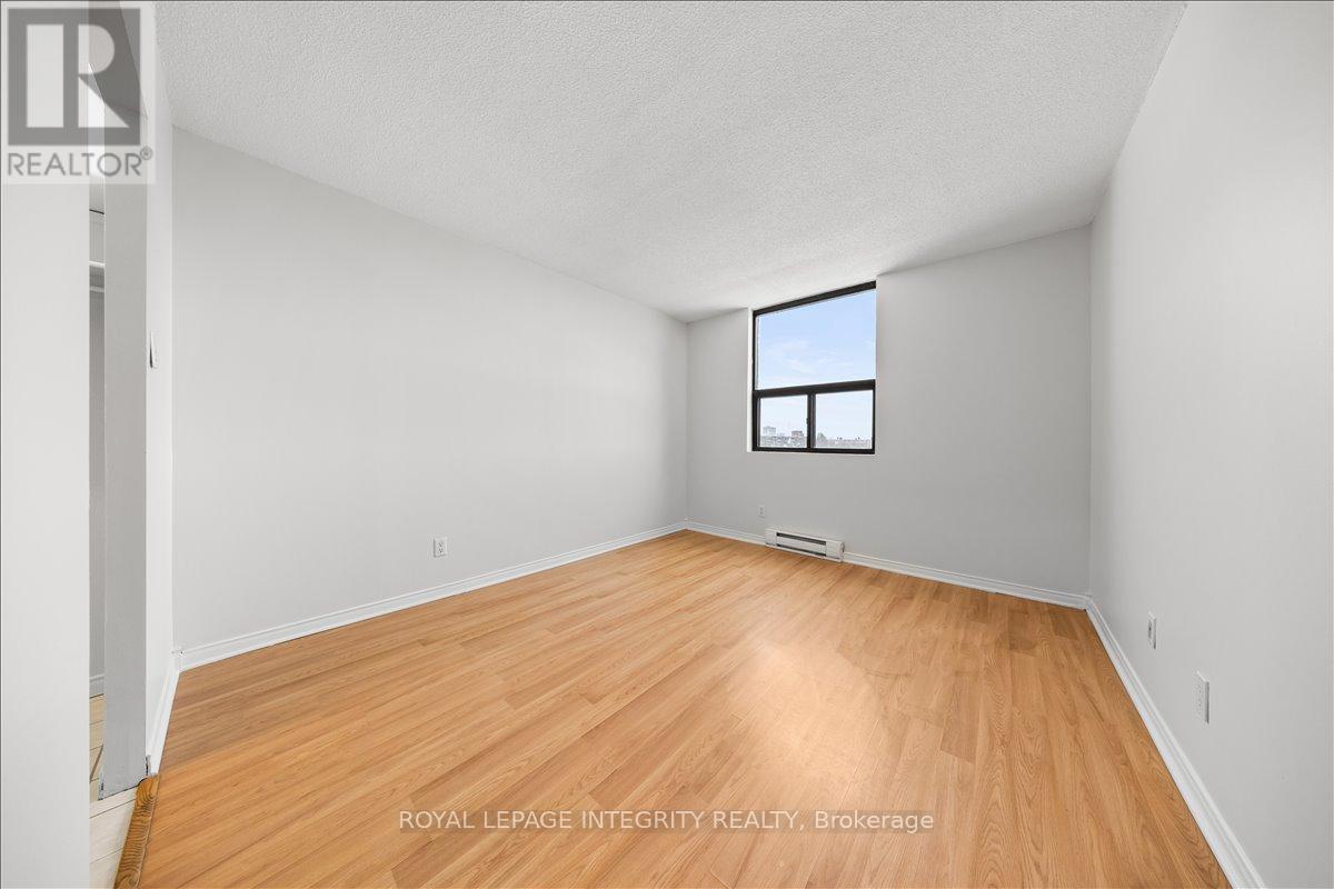 1190 Richmond Road — photo 14