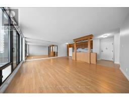 703 - 1190 Richmond Road, Ottawa, ON K2B8J3 Photo 7