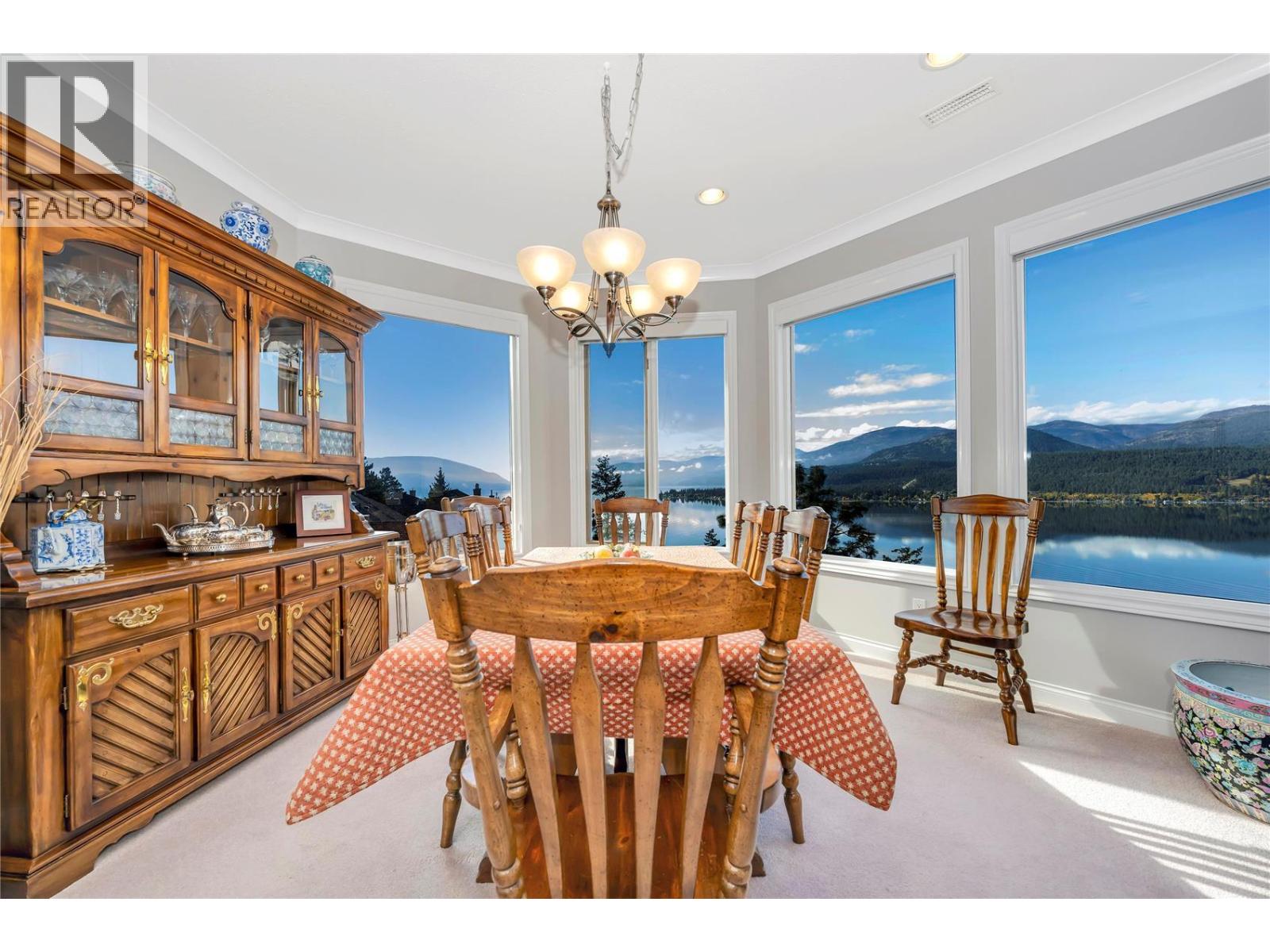 #27 83 Peregrine Way - 27