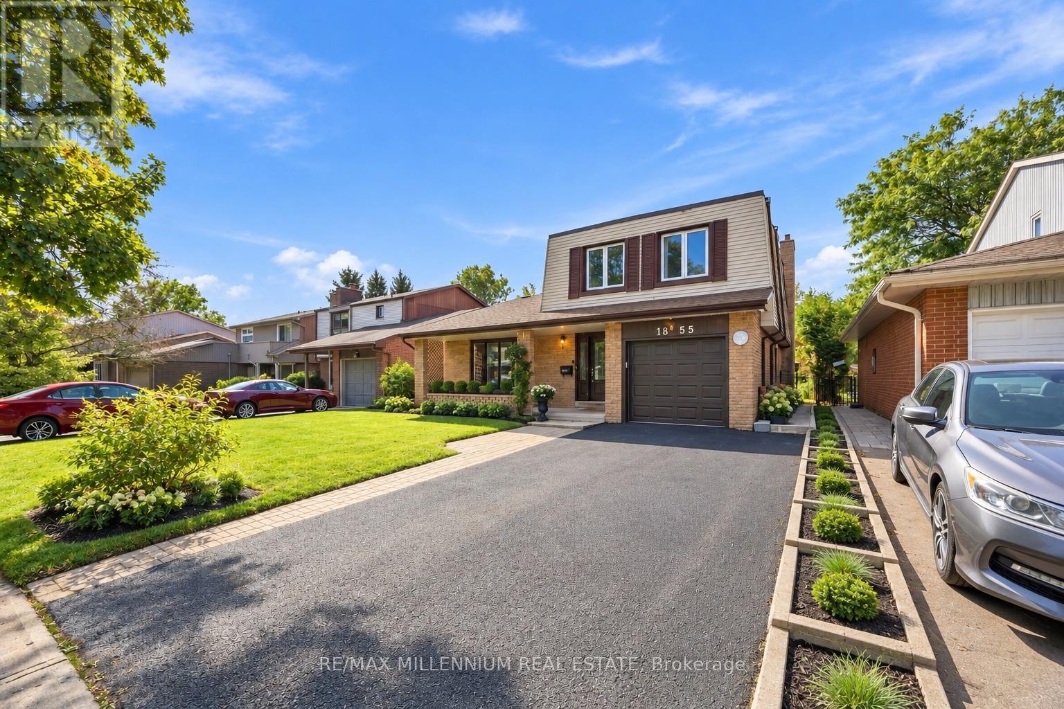 1855 Malden Crescent, Pickering, ON photo 2