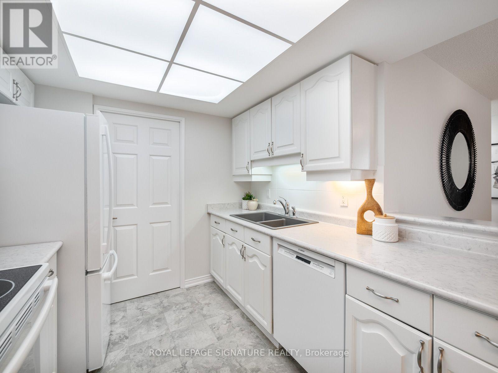 612- 20 Guildwood Parkway, Toronto, ON photo 16