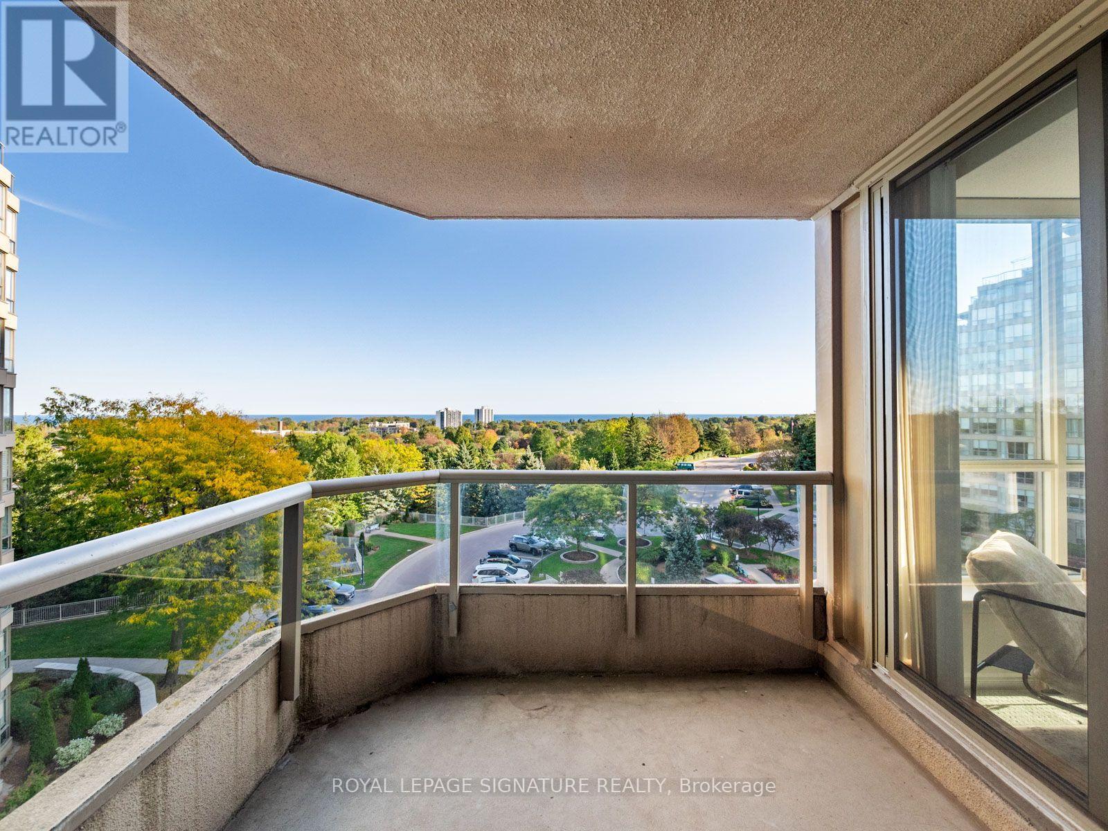 #612 20 GUILDWOOD PARKWAY - 20