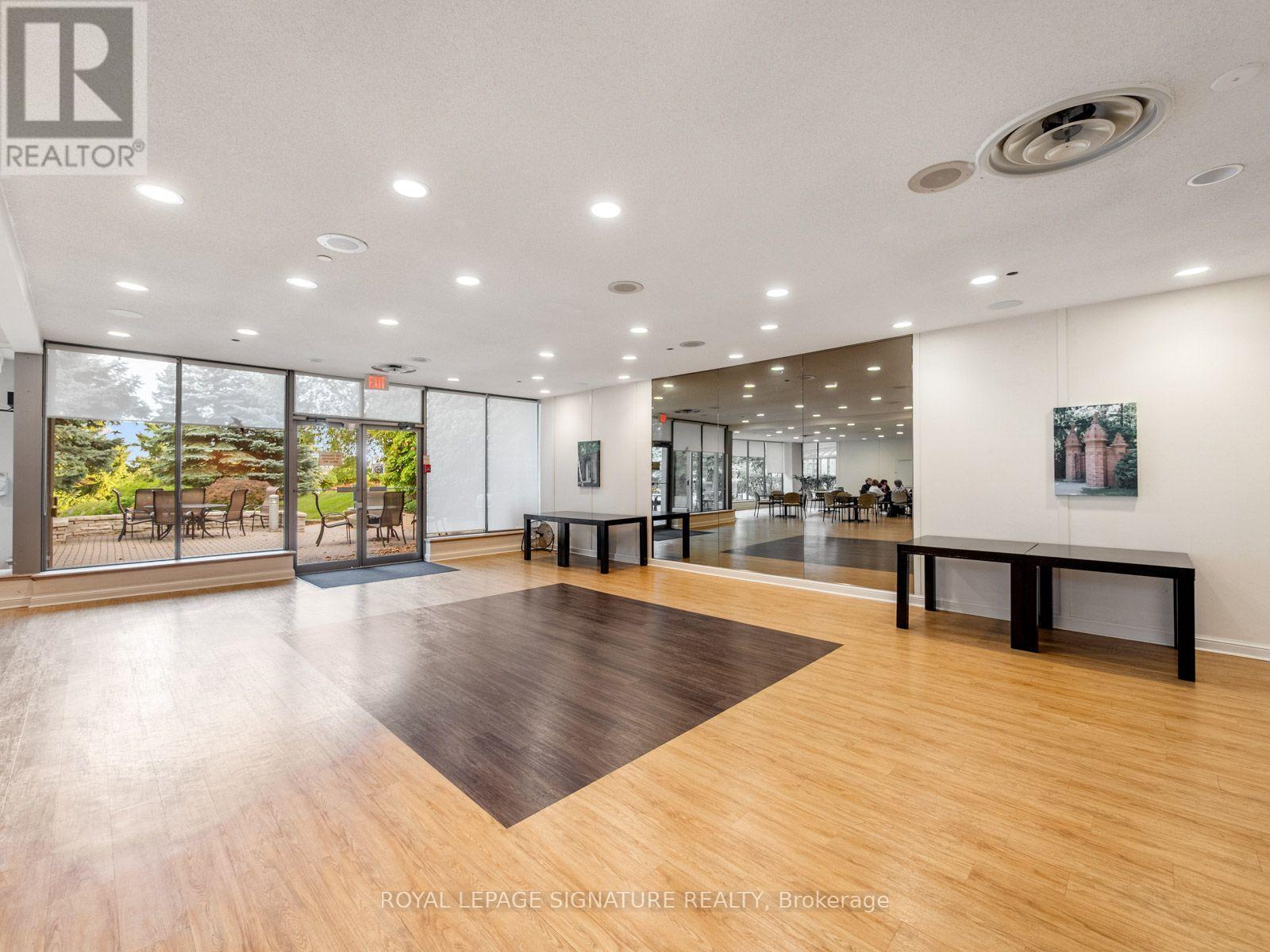#612 20 GUILDWOOD PARKWAY - 30