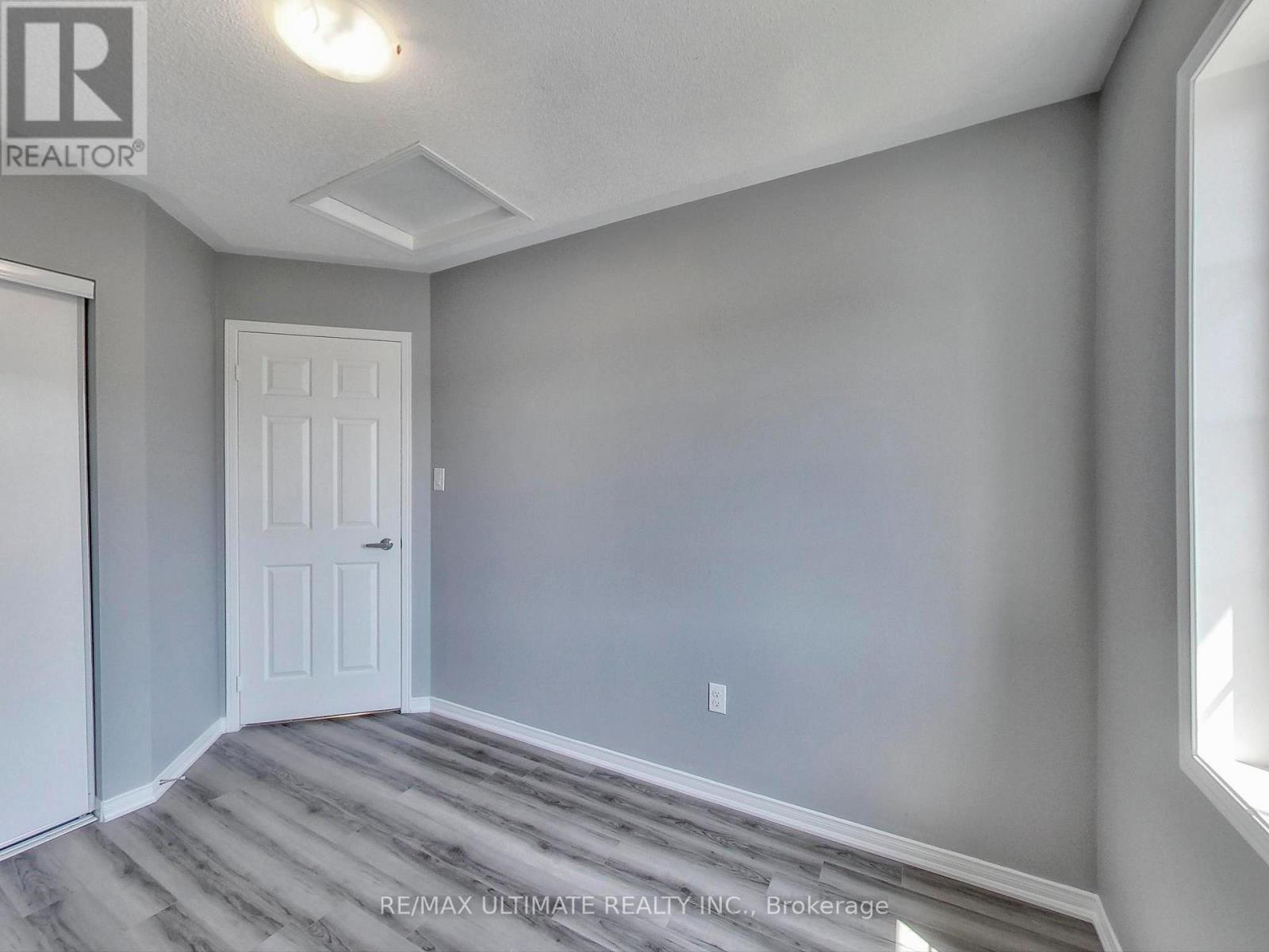 487 Rossland Road East, Ajax, ON photo 25