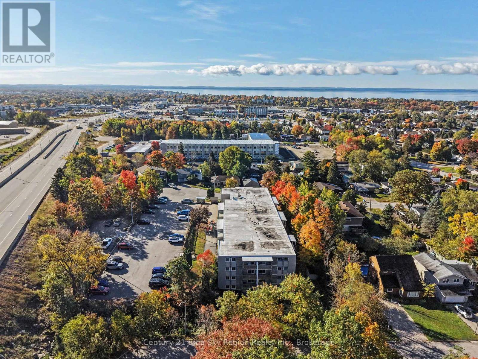 #108 213 LEONARD STREET - Image 26