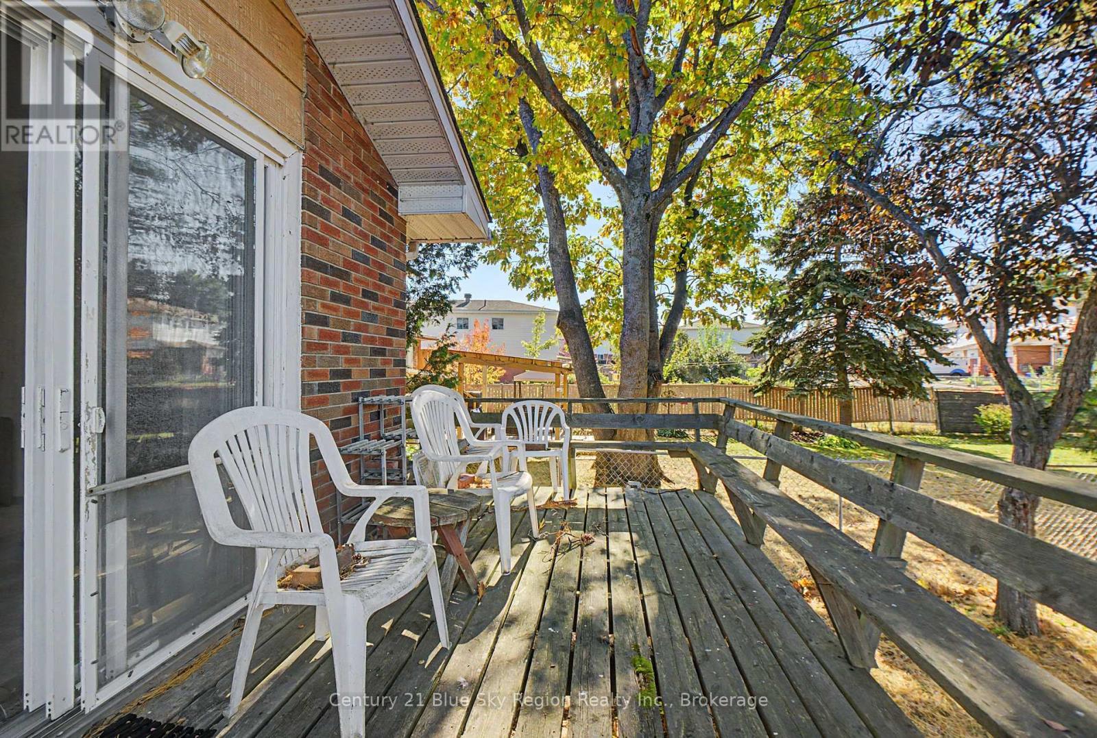 29 BEAVER CRESCENT - Image 32