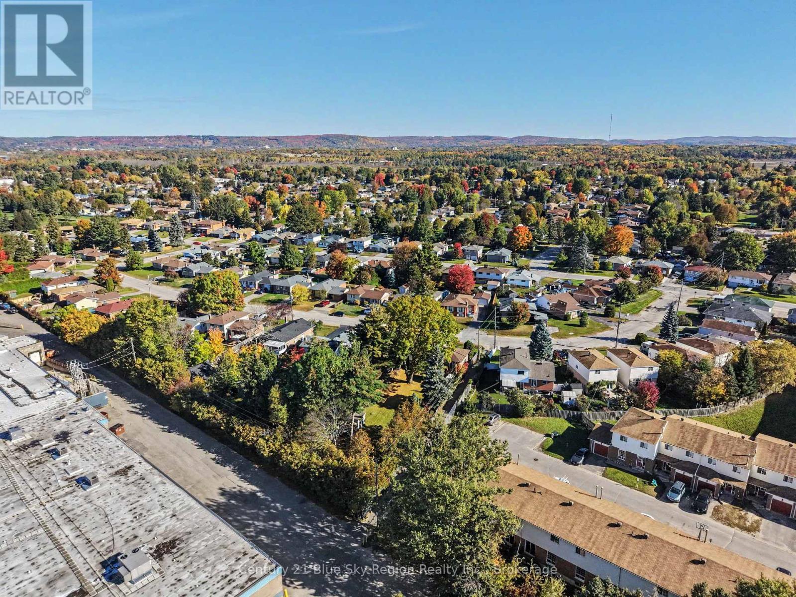 29 BEAVER CRESCENT - 36