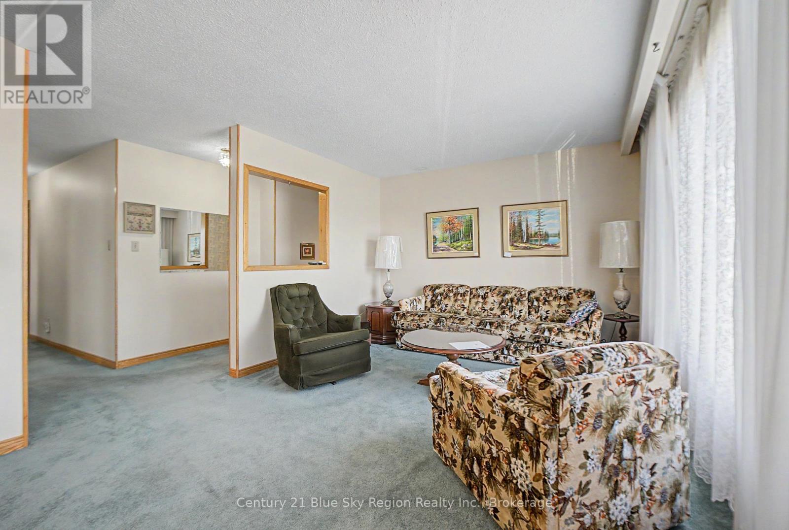 29 BEAVER CRESCENT - 5