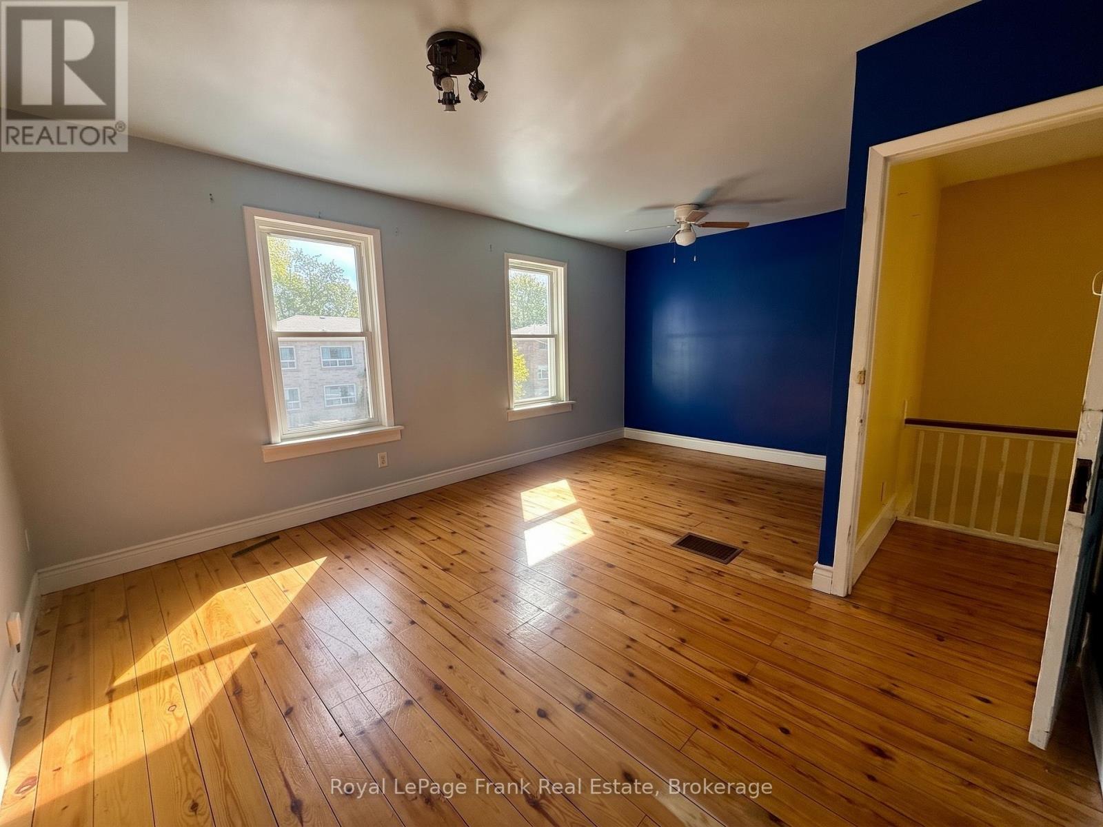 672 Romaine Street — photo 20