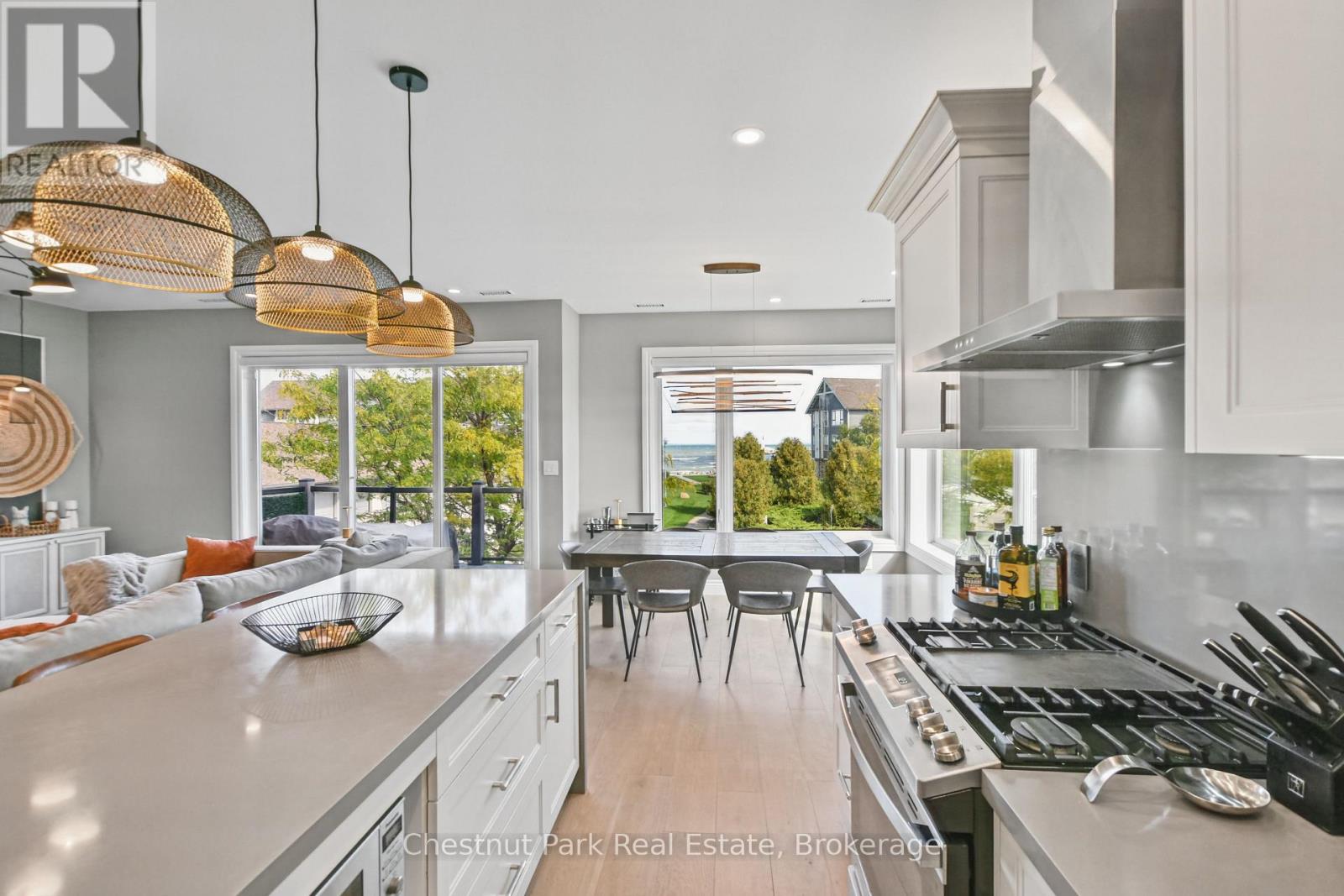 658 Johnston Park Avenue — photo 18