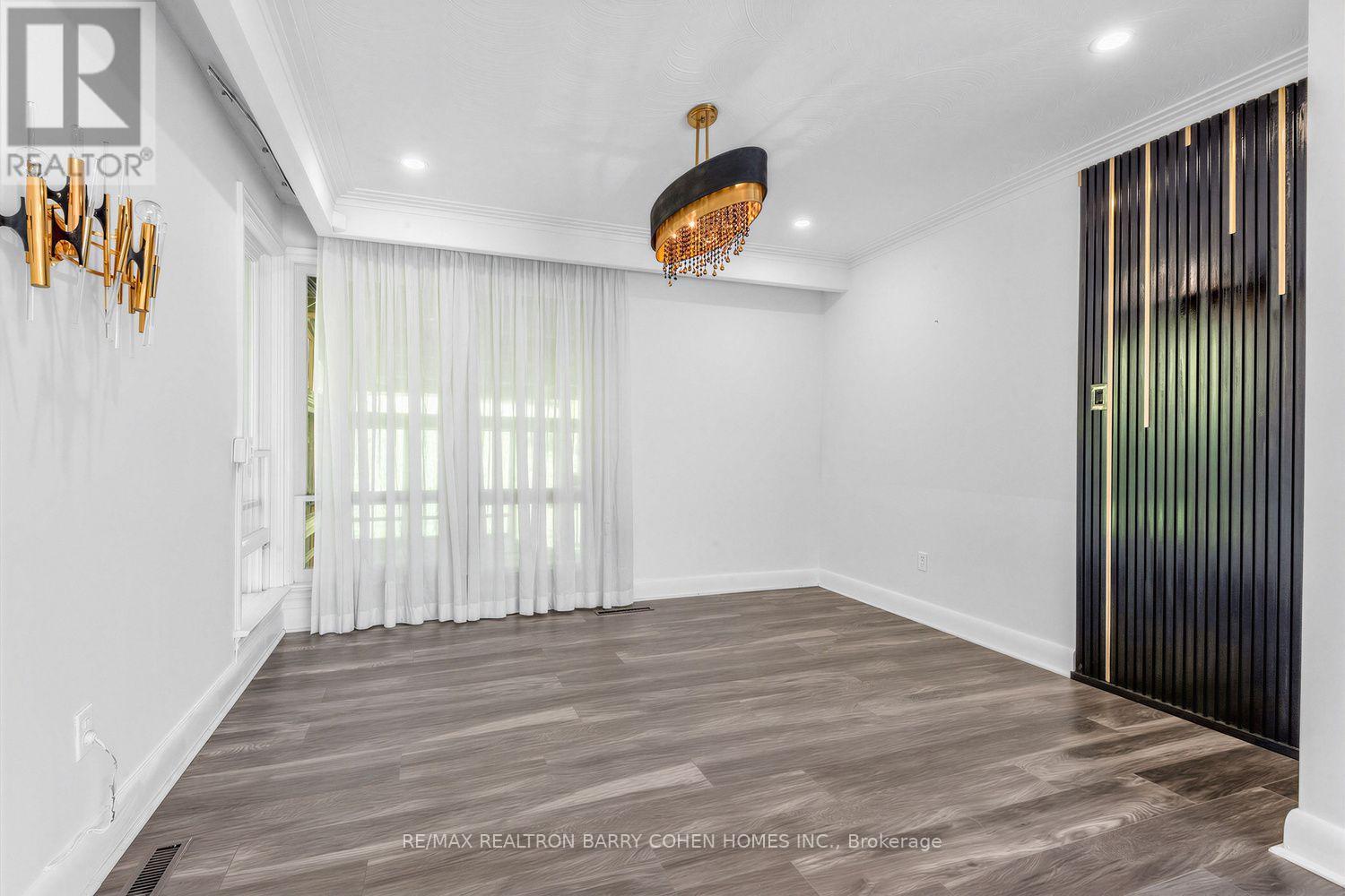 19 OAKBANK ROAD - 10